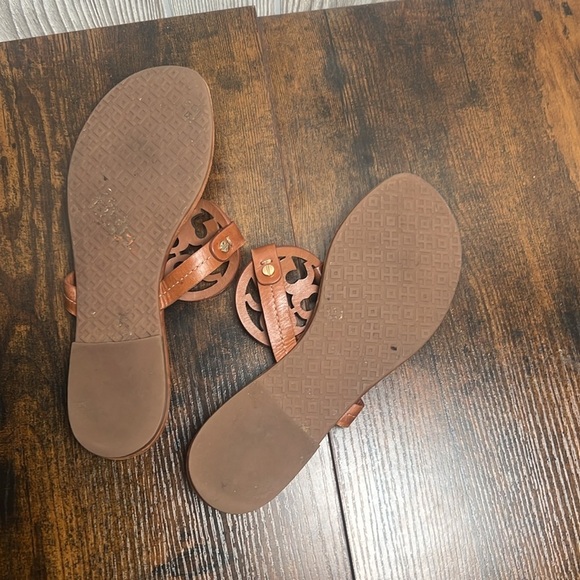 Tory Burch Tan Leather Sandals Size 7.5 - Picture 5 of 5
